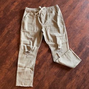 Drawstring Khaki Capris
